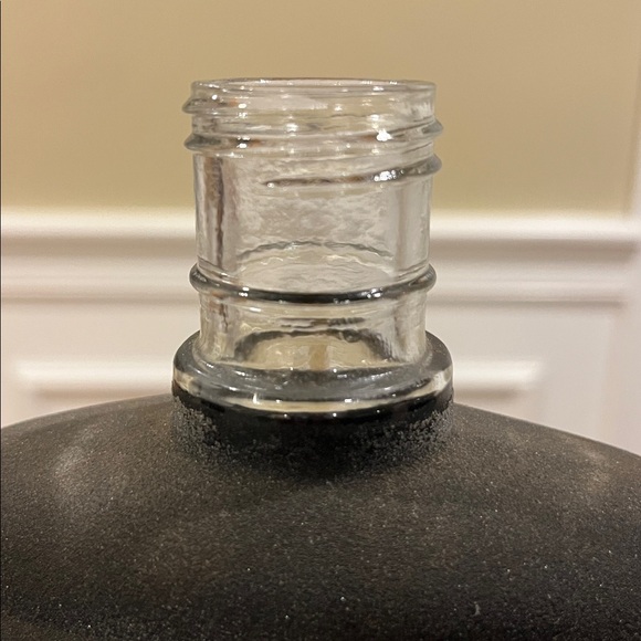 Jim Beam’s Choice Artist Series Van Gogh Self Portrait Decanter - Picture 8 of 9